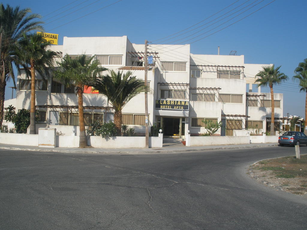 Klashiana Hotel Apartments Oroklini Exterior foto