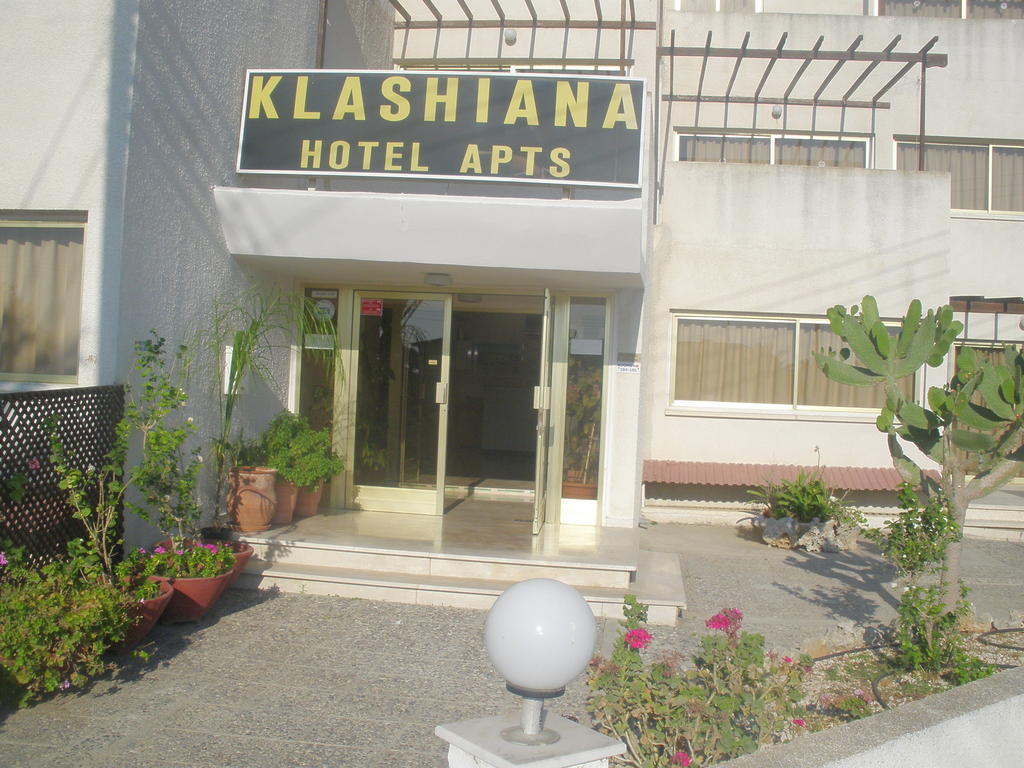 Klashiana Hotel Apartments Oroklini Exterior foto